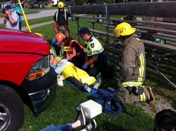 High School students take part in MEDLinc mock disaster.