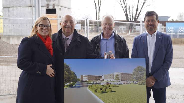 Minister of Long-Term Care Natalia Kusendova-Bashta, MPP Bob Bailey, Steeves and Rozema CEO John Scotland and Lambton County Warden Kevin Marriott (Photo by: Lindsay Newman/ Blackburn Media)