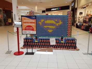 CANstruction 2018. (photo by Stephanie Chaves)