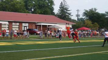 Sarnia scores a late touchdown in the NFC Finals. (photo by Jake Jeffrey blackburnnews.com)