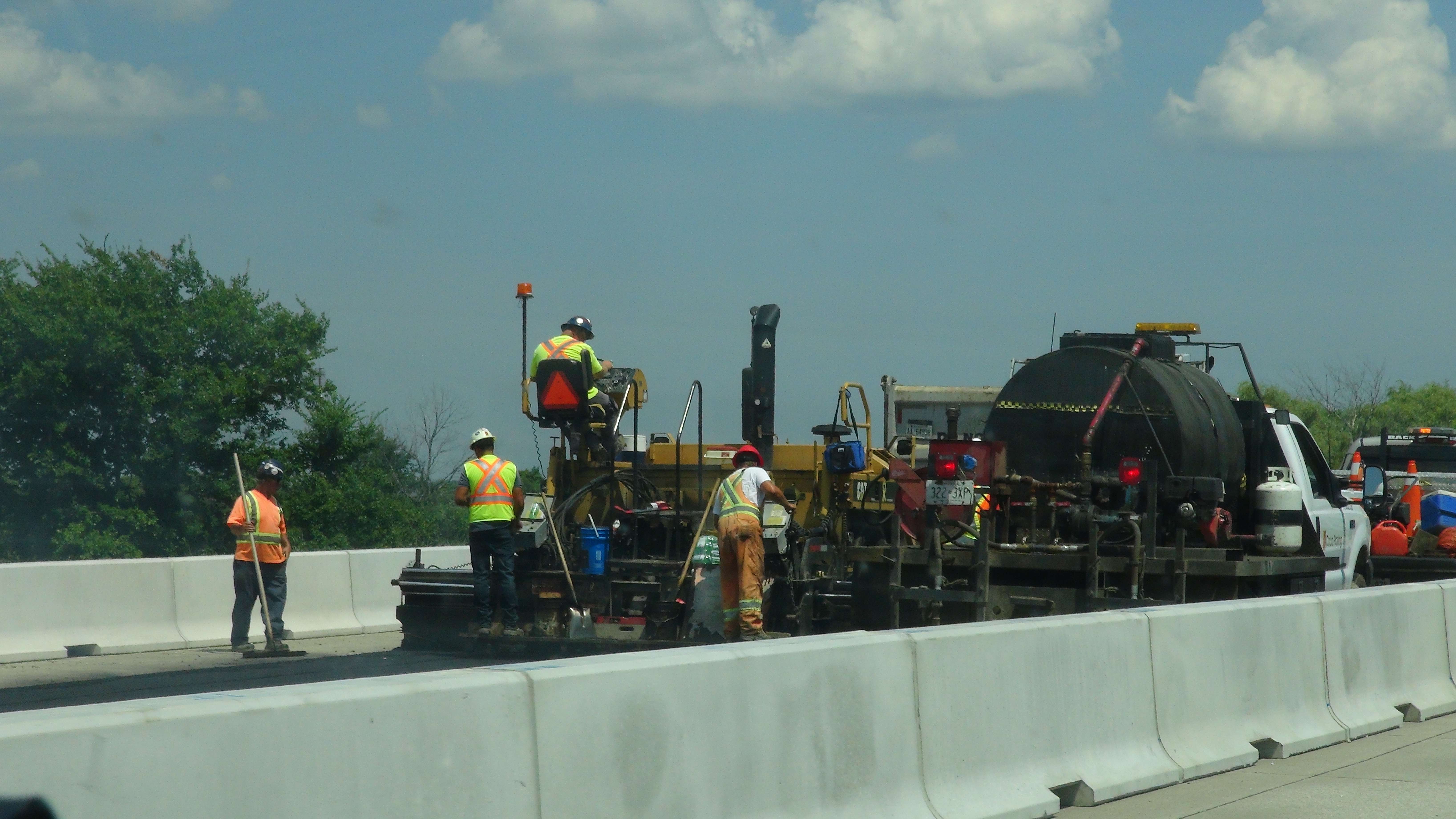 CK asks MTO for faster installation of Hwy. 401 concrete barriers
