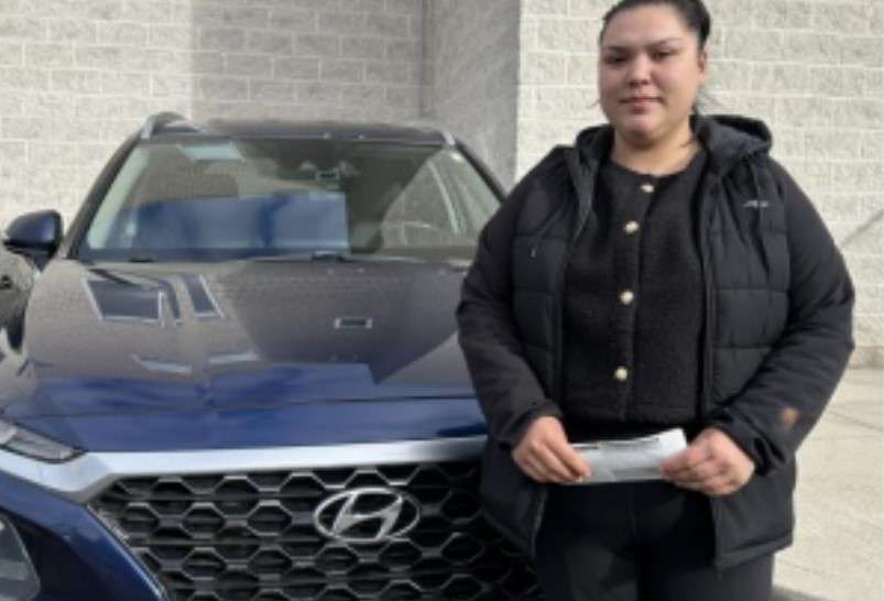Windsor police seek woman in vehicle fraud case