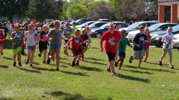 Bothwell student Joey DeNuke leads his schoolmates on their Terry Fox Run (Photo by Jake Kislinsky)