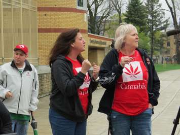 Around 30 people attended 4/20 at Victoria Park in London, April 20, 2017. (Photo by Miranda Chant)