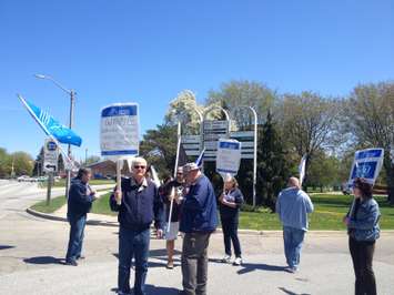 OPSEU Protest May 14 (Photo by Briana Carnegie)