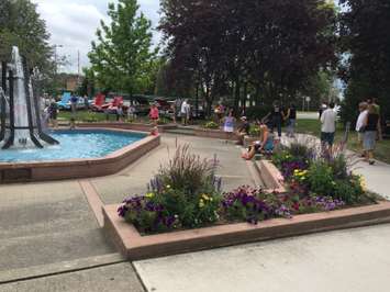 People and classic cars line the streets at the 27th annual Wallaceburg Antique Motor and Boat Outing, August 8, 2015. (Photo by the Blackburn Radio Summer Patrol)
