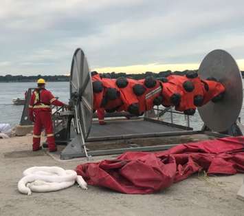 Crews respond to a simulated oil spill on the St. Clair River Sept. 26, 2019 (Photo courtesy of Shell Canada)
