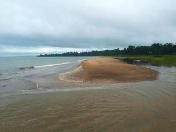 Shores of Lake Erie. (Photo courtesy of @swennovy via Twitter)