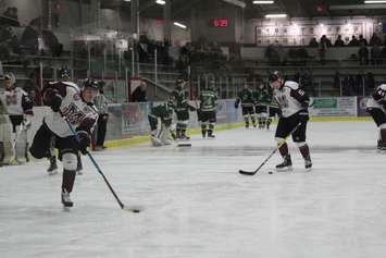 The Chatham Maroons warm up ahead of a playoff game against the St. Thomas Stars. March 5, 2017. (Photo by Matt Weverink)