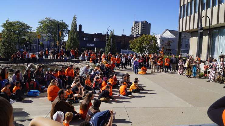 Ceremony held outside of Sarnia City Hall. September 30, 2022. (Photo by Natalia Vega)