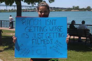 Protesters along Windsor's riverfront on May 31, 2020. (Photo by Adelle Loiselle)