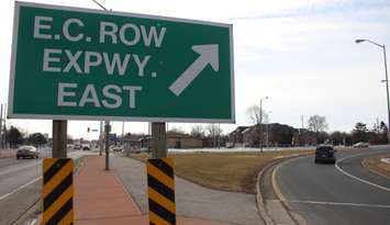 A van uses the entrance ramp from Dougall Avenue to EC Row Expressway eastbound in Windsor on March 7, 2016. Blackburn News file photo.