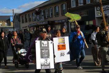 Hundreds of people in London march in solidarity with those in North Dakota fighting an oil pipeline, November 9, 2016. (Photo by Miranda Chant, Blackburn News.)