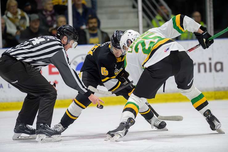 London Knights at Sarnia Sting January 10, 2024. Photo by Metcalfe Photography. 
