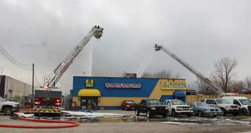 Windsor Fire Service battles a blaze on Provincial Rd. near Sixth Concession, March 9, 2017. (Photo by Maureen Revait)