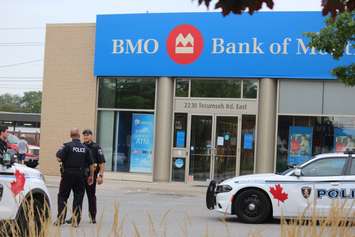 The BMO bank in Windsor at Walker Rd. and Tecumseh Rd. was reportedly robbed on September 23, 2016. (Photo by Ricardo Veneza)