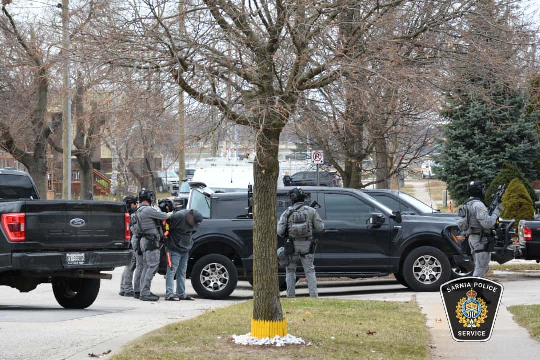 Kidnapping, robbery suspects arrested in central Sarnia