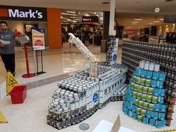 CANstruction 2018. (photo by Stephanie Chaves)