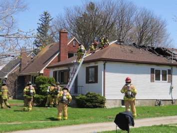London firefighters battle a blaze at 25 and 27 Glass Ave., May 8, 2018. (Photo by Miranda Chant, Blackburn News)