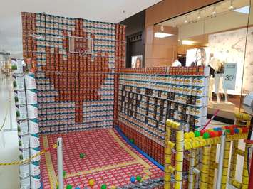 CANstruction 2018. (photo by Stephanie Chaves)