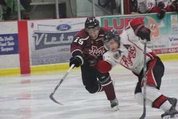 The Chatham Maroons take on the Leamington Flyers, December 14, 2014. (Photo courtesy of Jocelyn McLaughlin)