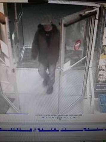 A suspect sought in a theft from a Quinn Drive store - Mar 17/20 (Photo courtesy of Sarnia Police Service)
