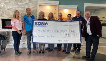Local RONA+ stores present donation to Brentwood Recovery Home, October 23, 2025. (Photo by Maureen Revait) 