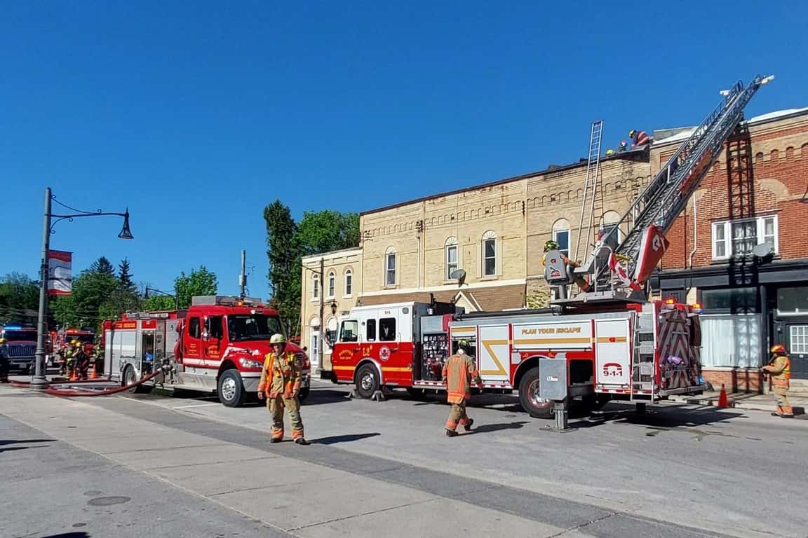 Fire on downtown Chesley roof quickly quelled