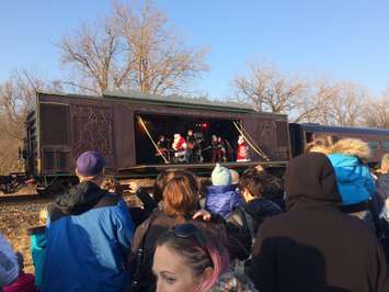 CP Holiday Train thrills crowd in Chatham. Nov. 30, 2017. (Photo by Paul Pedro)
