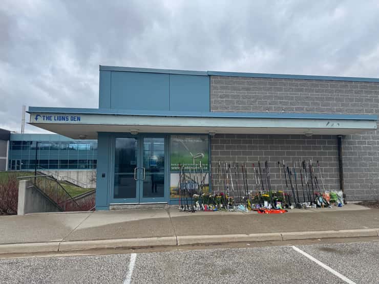 Memorial for Dane Nisbet set up outside of The Lion's Den. April 13, 2026. (Photo by Melanie Irwin)
